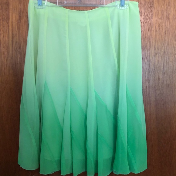 Worthington skirt; size 8; lime green ombré - Picture 2 of 3